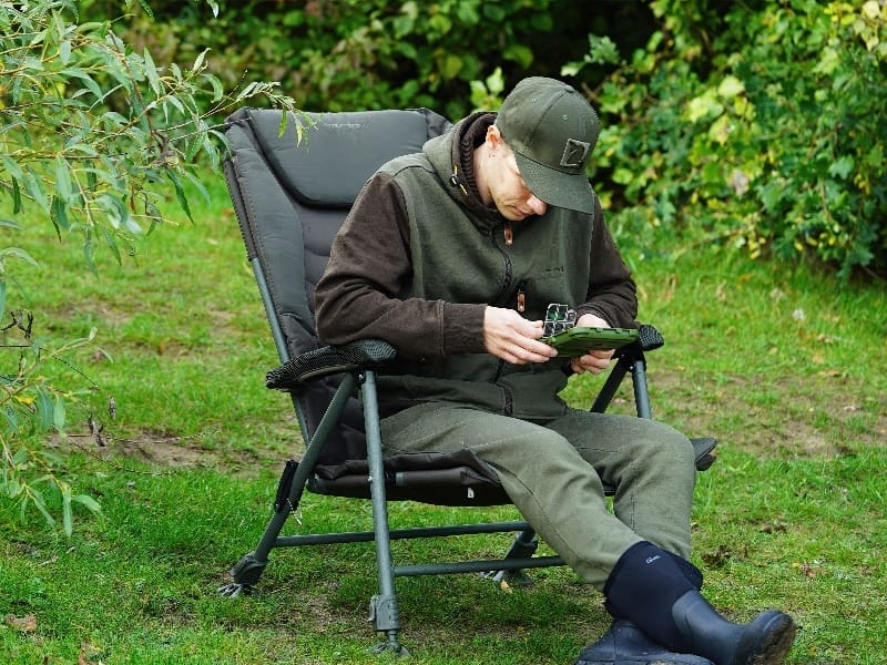 Strategy lounger xl. Zvejys sedi joje-